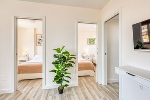 Comfort Apartment, Partial Sea View | 2 bedrooms, blackout curtains, soundproofing, iron/ironing board - Apartamentos Donato Vista Mar by Croma (Estepona)