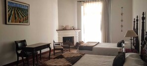 Traditional Room, Park View | Free WiFi