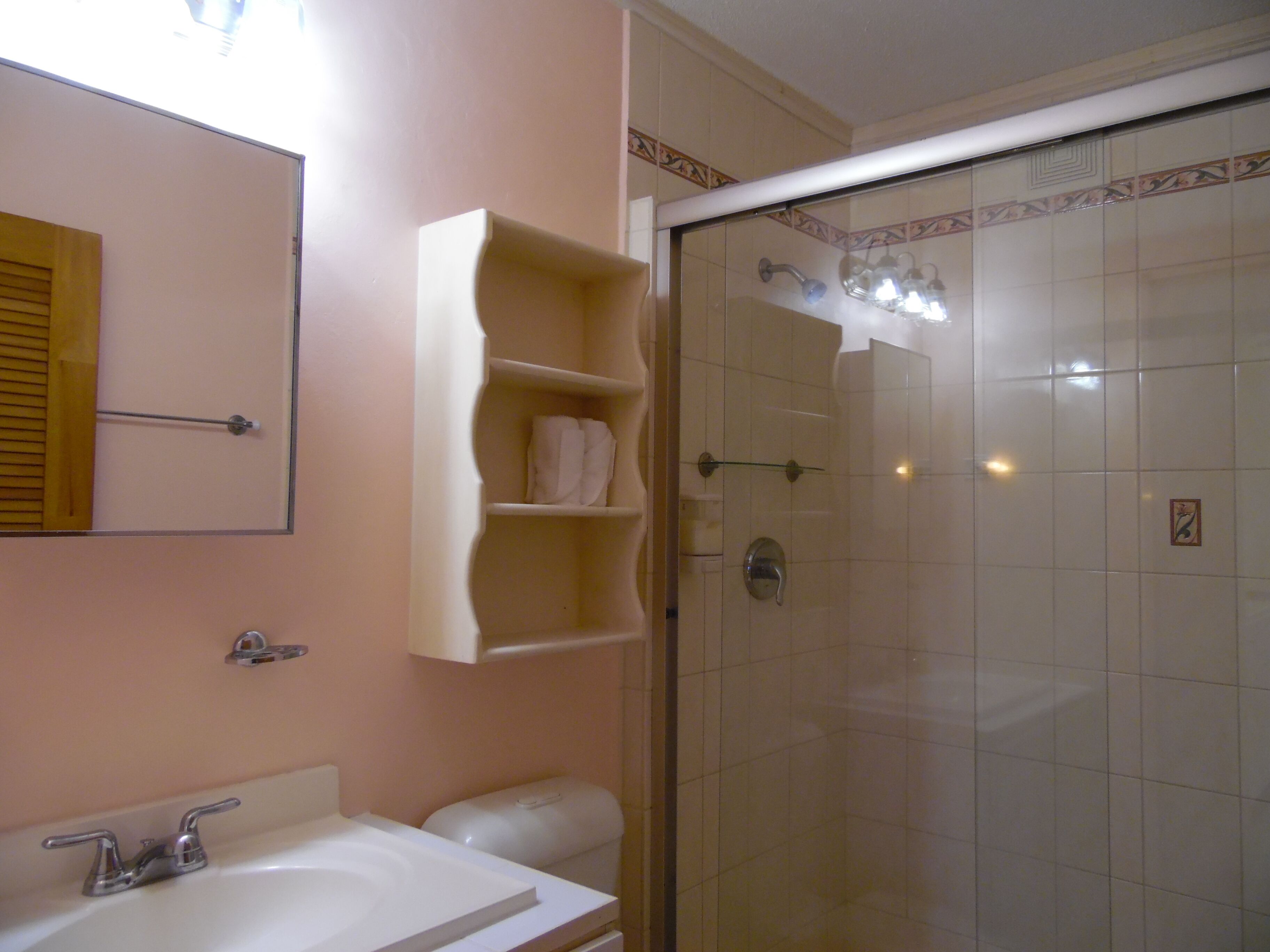 Handtücher, Seife, Toilettenpapier