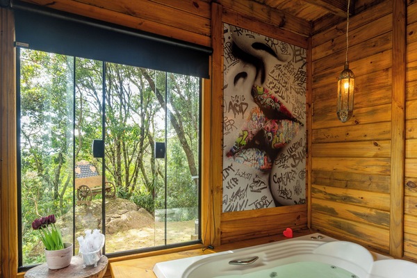 CHALE VENUS | Private spa tub