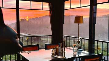 Petit déjeuner buffet compris tous les jours