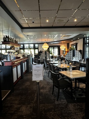 Restaurant - Hotel Restaurant Pommerloch (Winseler)