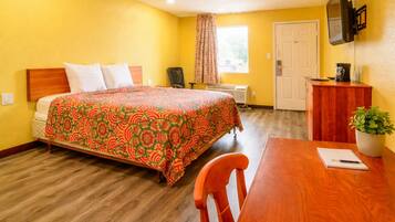 Chambre, 1 grand lit, fumeur