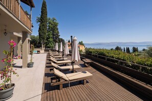 Terrace/patio - Studio with Sea View and Communal Pool (Corfu)