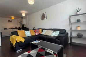 Apartment | Living area