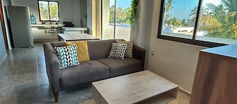 Apolo Apartment, near the beach with pool