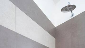 Apartament, 1 dormitori, balcó, vistes a la ciutat | Bany