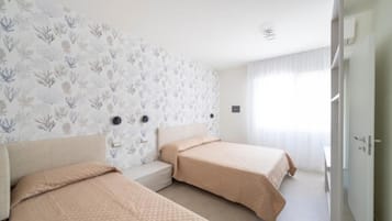 Leilighet, 1 soverom, balkong, byutsikt | 2 soverom