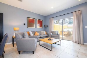Superior Townhome | Living room - Cozy 2Bd Spa/Jacuzzi Close To Disney @ Encantada 3029 (Kissimmee)