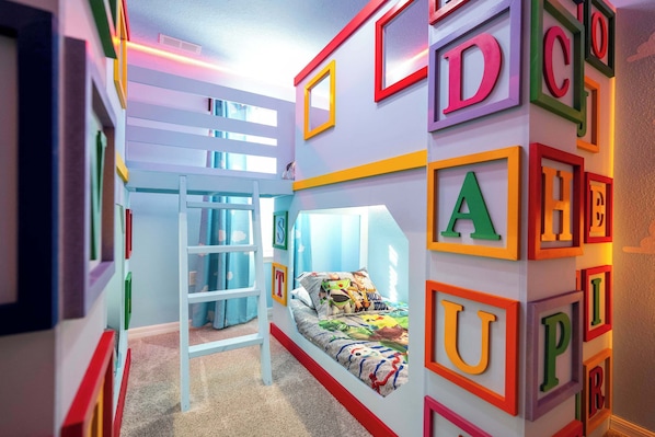 Superior Villa | Children's theme room