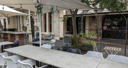 Budget Single Room in CBD