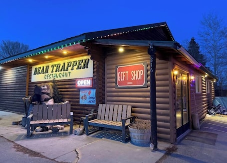 2 間餐廳;供應早餐