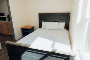 Familien-Ferienhütte | 3 Schlafzimmer, Verdunkelungsvorhänge, kostenloses WLAN, Bettwäsche