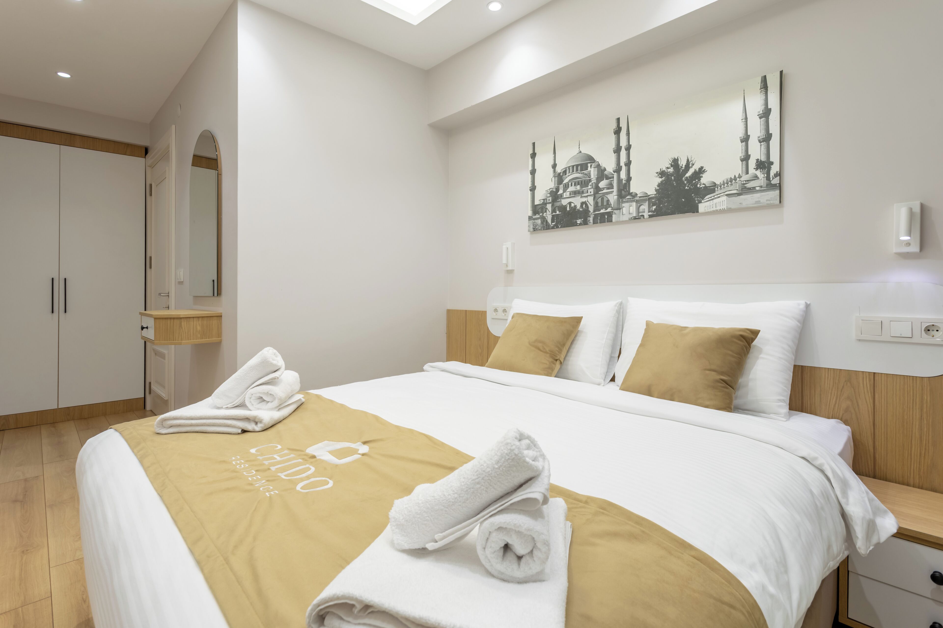 ファミリー アパートメント 2 ベッドルーム ガーデンビュー | 遮光カーテン、アイロン / アイロン台、WiFi (無料)