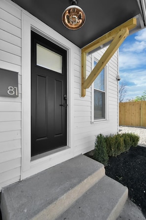 Exterior - Abode 81 in Newark (Newark)