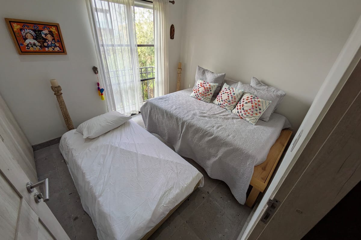 Standard-Apartment | 2 Schlafzimmer, Bügeleisen/Bügelbrett, kostenloses WLAN