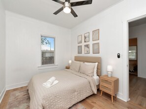 3 bedrooms, iron/ironing board, free WiFi, bed sheets