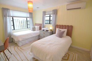 2 bedrooms, desk, iron/ironing board, travel cot