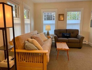 TV, books - 3 Bedroom Victorian Cottage in the Heart of Bar Harbor, Daylily (Bar Harbor)