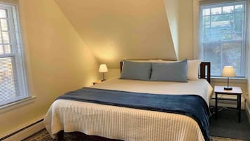 3 bedrooms, iron/ironing board, travel cot, free WiFi