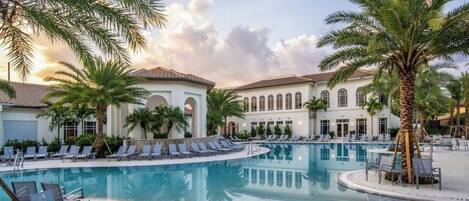 Outdoor pool, a heated pool