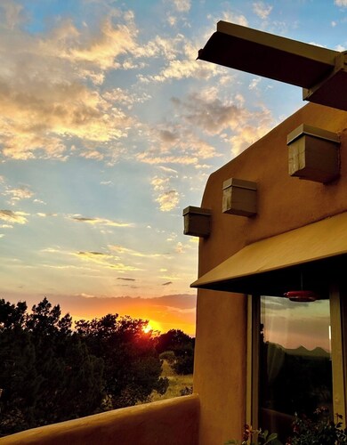 Casa Rosa-An Artist Retreat