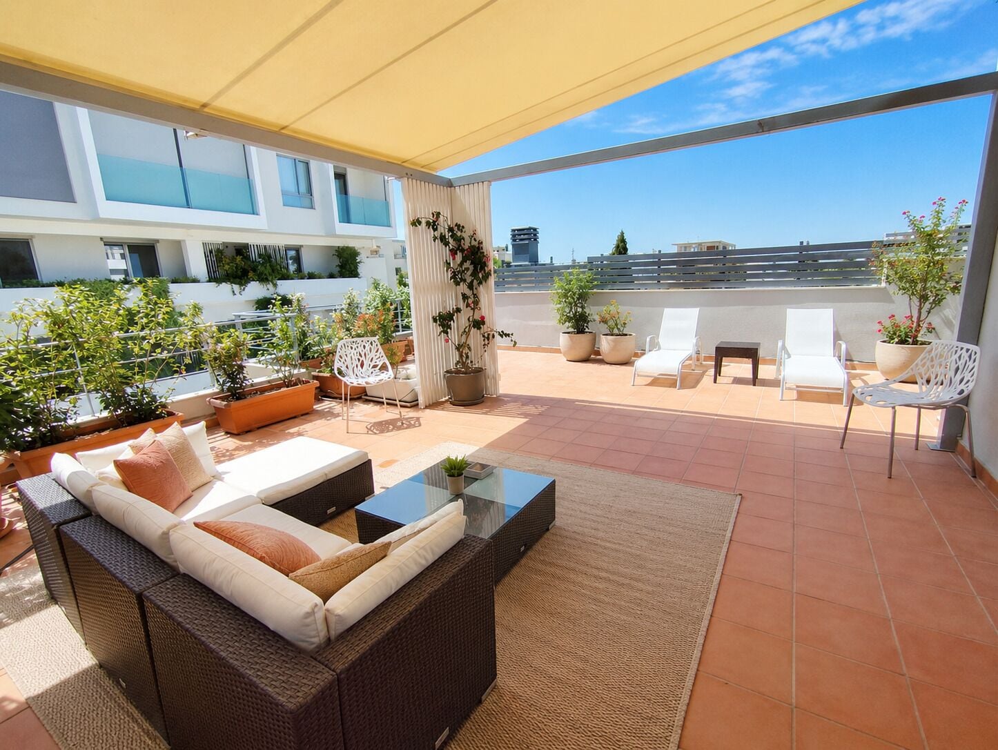 Maison, 5 chambres, accessible aux personnes à mobilité réduite, balcon | Terrasse/patio