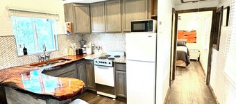 Pat Garret Mini Cabin 1 Bedroom 1 Bathroom
