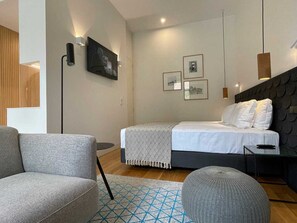 1 habitación, tabla de planchar con plancha, wifi gratis y ropa de cama 