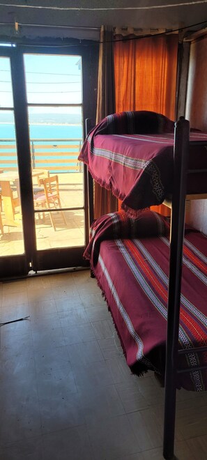 3 chambres, draps fournis