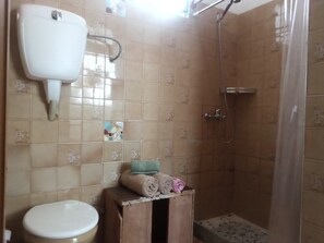 Towels, soap, toilet paper