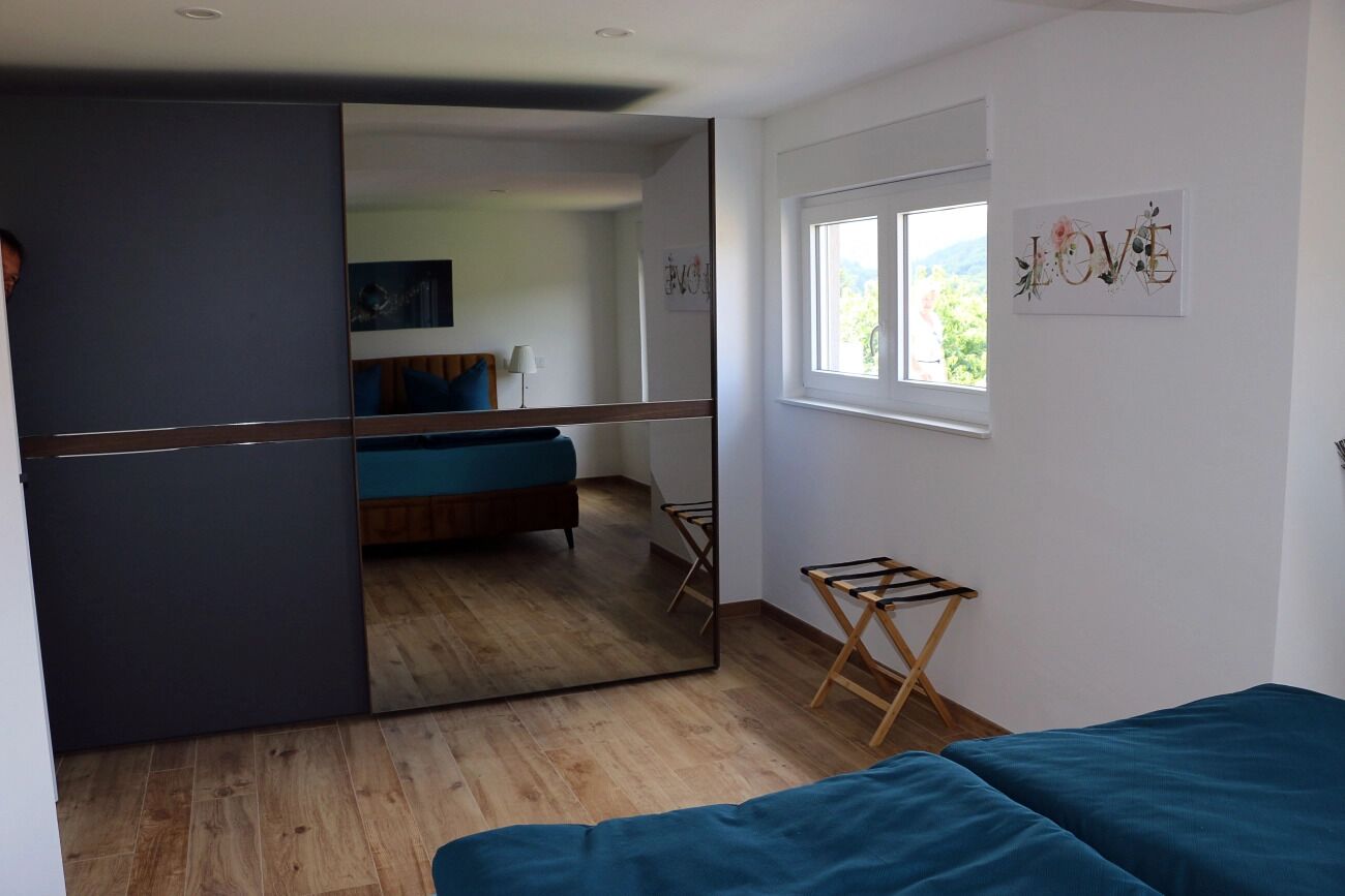 2 Schlafzimmer, Reisekinderbett, kostenloses WLAN