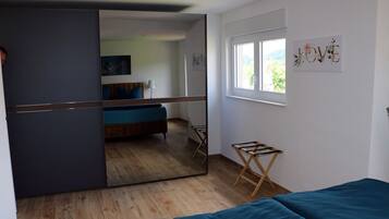 2 Schlafzimmer, Reisekinderbett, kostenloses WLAN
