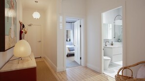 2 bedrooms, desk, iron/ironing board, travel crib