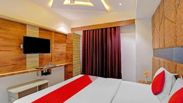 Deluxe Double Room | Free wired Internet