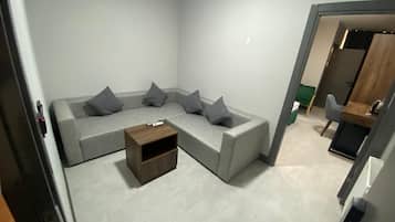 Standard Triple Room, City View | 1 bedroom, desk, free WiFi, bed sheets
