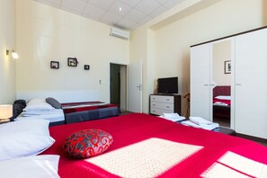 1 bedroom, desk, iron/ironing board, WiFi