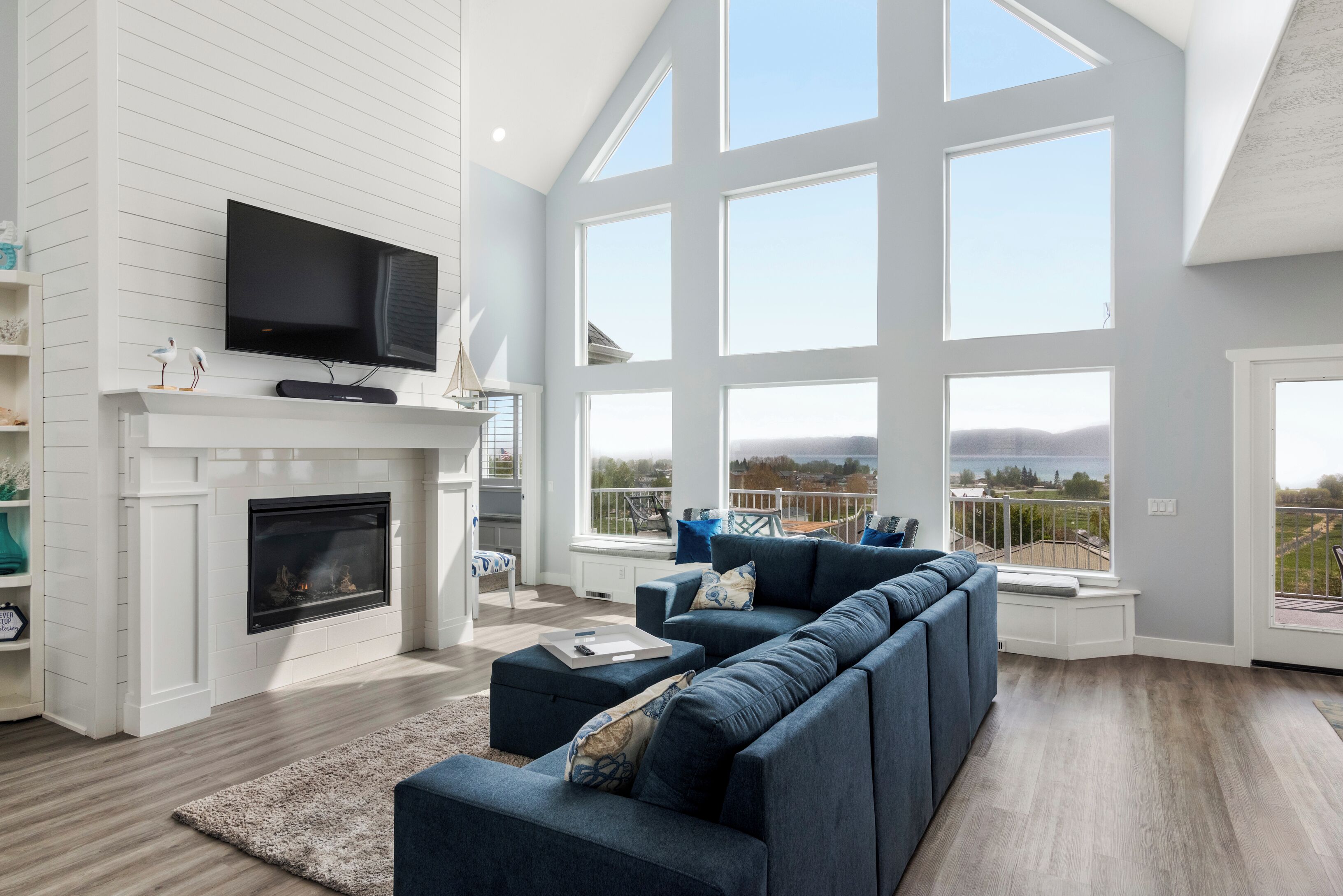 TV, fireplace, DVD player, stereo