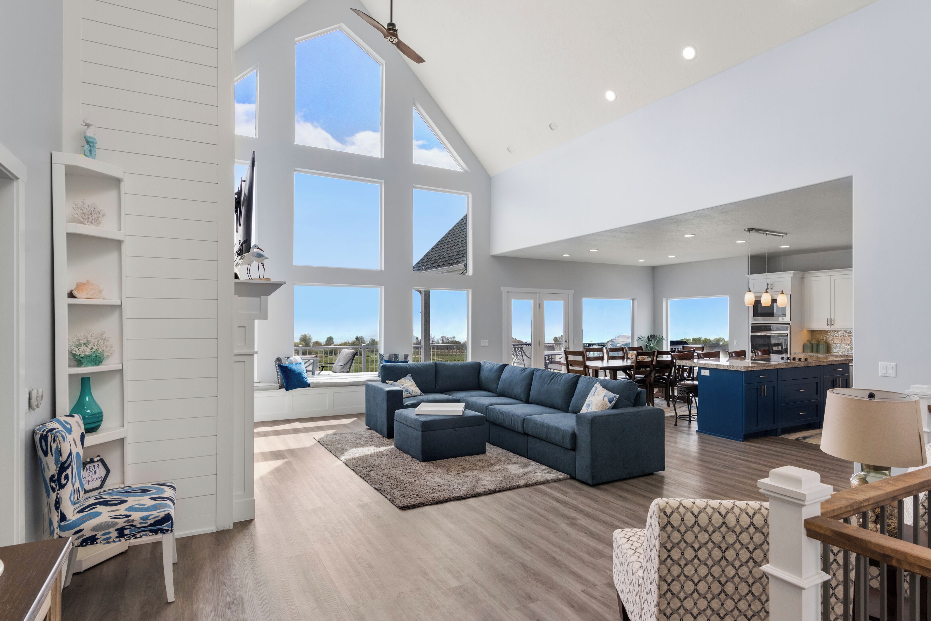 TV, fireplace, DVD player, stereo