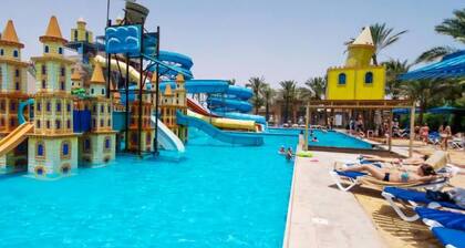 Top vacation apartment at the Mirage Bay Hotel and Aquapark