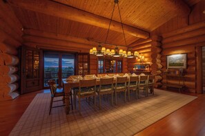 Dining - Little Falls Lodge - Adirondack Escape w/ Hot Tub and Custom Fire Pit (Little Falls)