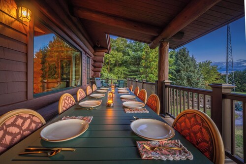 Little Falls Lodge - Adirondack Escape w/ Hot Tub and Custom Fire Pit