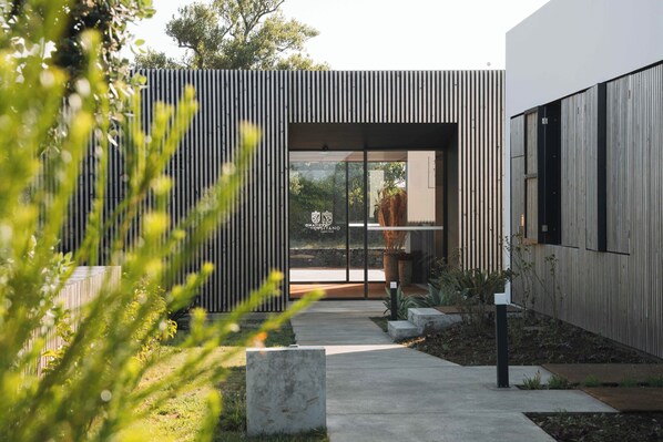 Reception - Lusitano Garden Villas (Ponta Delgada)