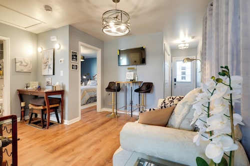 Home 3 Mi to Dtwn Chattanooga: 1 Night Stays!