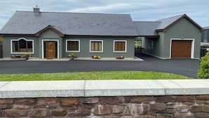 Exterior - Lovely Studio Apartment near Killarney, Co.Kerry (KY)