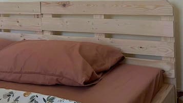 Deluxe Studio | Blackout drapes, iron/ironing board, free WiFi, bed sheets