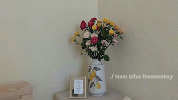 Deluxe Studio | Blackout drapes, iron/ironing board, free WiFi, bed sheets