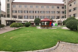 Unclassified image, 2 of 44, button - Star Patton Business Hotel (Tianjin)