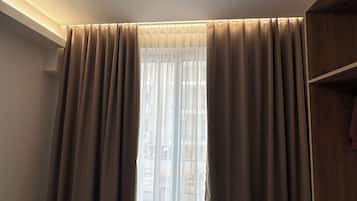 Kolmen hengen comfort-huone, kaupunkinäköala | Ilmainen Wi-Fi