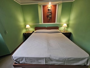 Double or Twin Room, City View | In-room safe, blackout drapes, cribs/infant beds, free WiFi - San Lorenzo One (Rome)